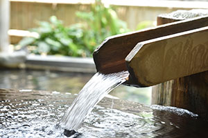 湯の花温泉のやわらかなお湯が、ホルモンバランスを整えてくれます